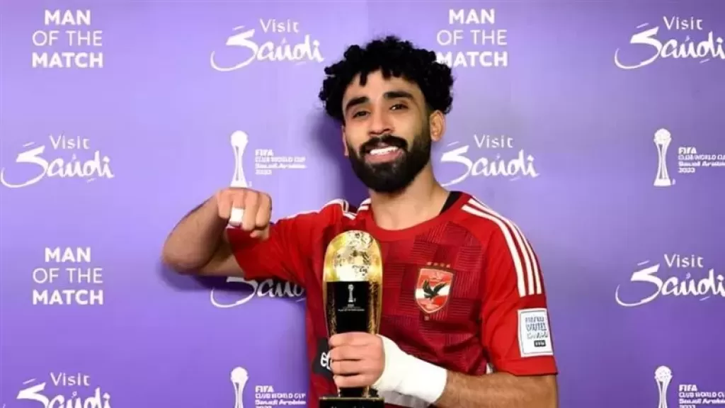 مروان عطية لاعب الأهلي كان يعاني من فتق ويؤجل الجراحة لخدمة الفريق