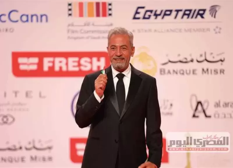 «جهل».. صبري فواز يعلق على مطالبات حذف أغاني المطرب أحمد عامر بعد وفاته