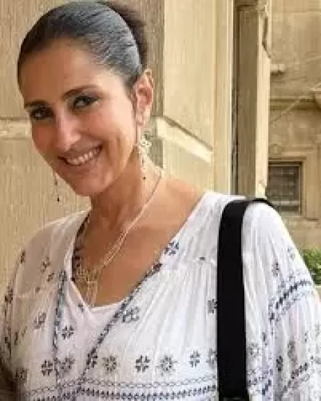 «الصمت أحيانًا يعني أننا تعبنا».. حنان مطاوع تثير الجدل برسالة غامضة