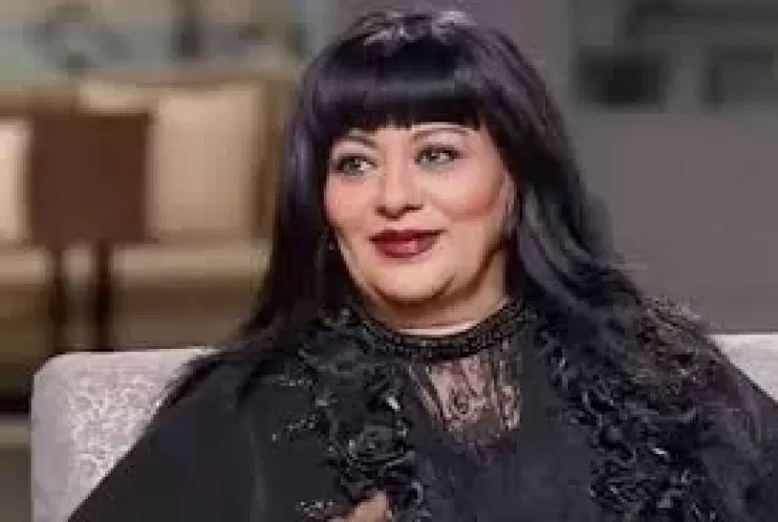 ”هل لديكي أقوال أخرى؟”.. فريدة سيف النصر تسخر من أزمة لوحة مها الصغير