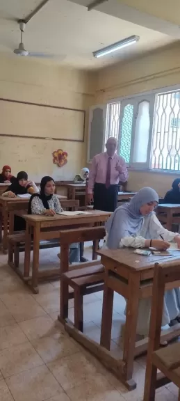 هدوء والتزام بلجان العلمي بالأزهر في الغربية أثناء امتحان البلاغة.. ولا شكاوى من الأسئلة