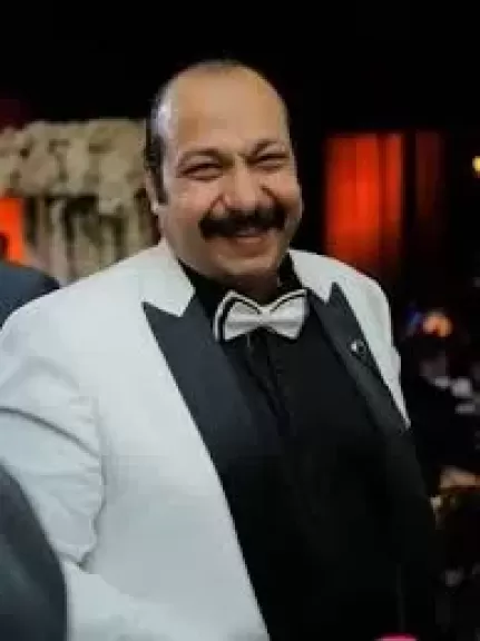 محمد ثروت عن الظهور الأخير للزعيم:  ” انت الفرحة اللي مش بتكرر”