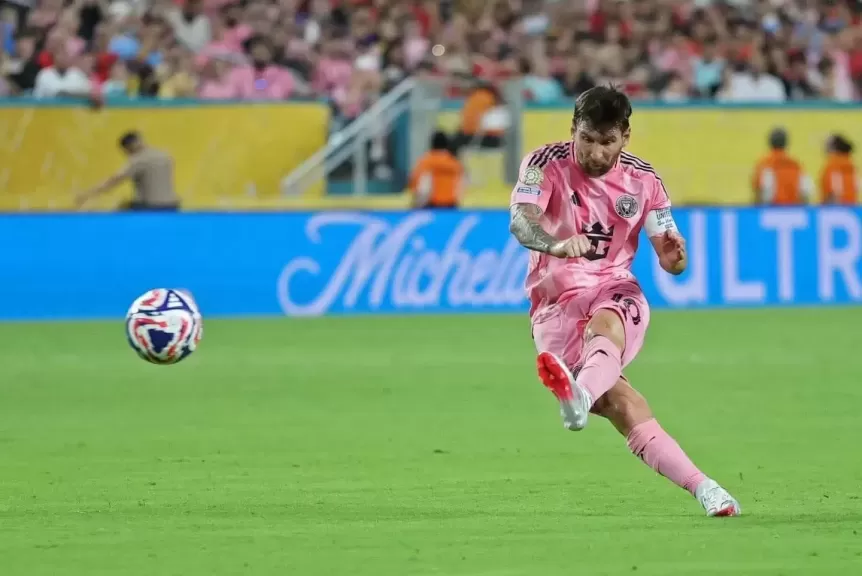 ميسي يقود التشكيلة المثالية للجولة 22 في الدوري الأمريكي