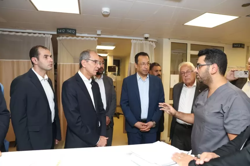 الدكتور عمرو طلعت وزير الاتصالات