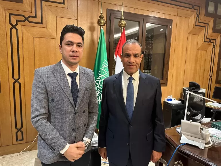 لقاء رفيع في الرياض يجمع وزير الخارجية والهجرة المصري بالجالية والمستثمرين