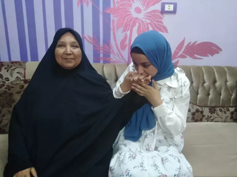 شيماء نمرة الأولى على الدبلومات الفنية بالمنوفية: سعادتي لا توصف ووالدتي سر تفوقي