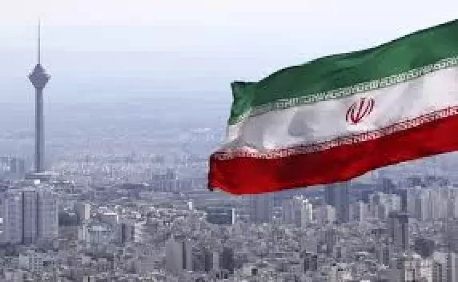 شرائح مراقبة في أحذية مفتشي «الطاقة الذرية» أثناء زياراتهم لإيران.. ما القصة؟