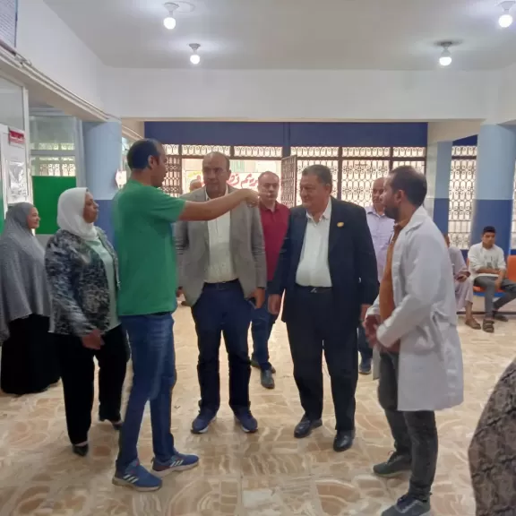 رئيس منطقة القليوبية الأزهرية يراجع أعمال تصحيح الثانوية الأزهرية ببنها