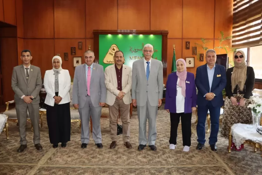 رئيس جامعة المنوفية يستقبل وفد المركز القومي للتدريب وإعداد القيادات بالمجلس الأعلى للجامعات
