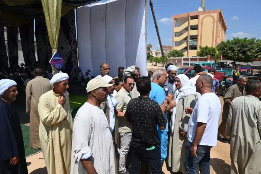 قافلة خدمية وإرشادية لمركز البحوث الزراعية بالنوبارية