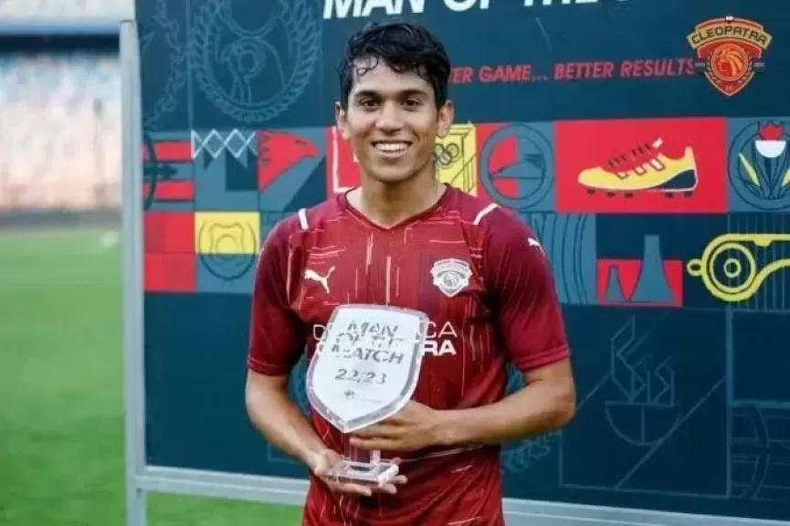 الأهلي يضم محمد شكري لمدة خمس سنوات قادمة