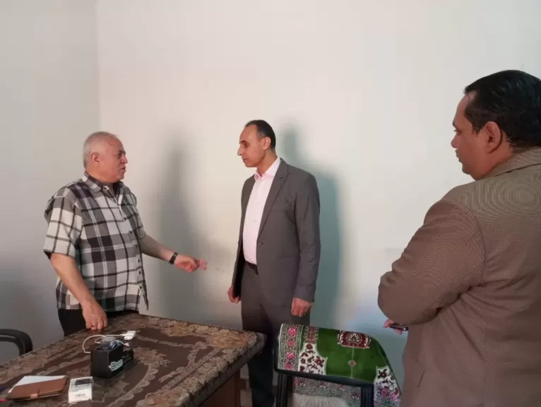 وكيل صحة الشرقية يتفقد مركز الفحص والمشورة لمرضى نقص المناعة المكتسبة بالزقازيق