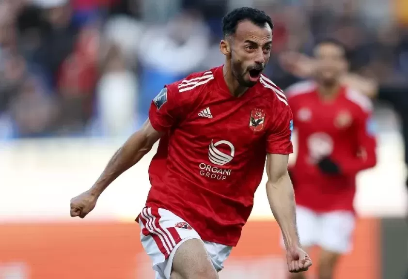 سيبوني أمشي.. القصة الكاملة لأزمة أحمد عبد القادر مع الأهلي