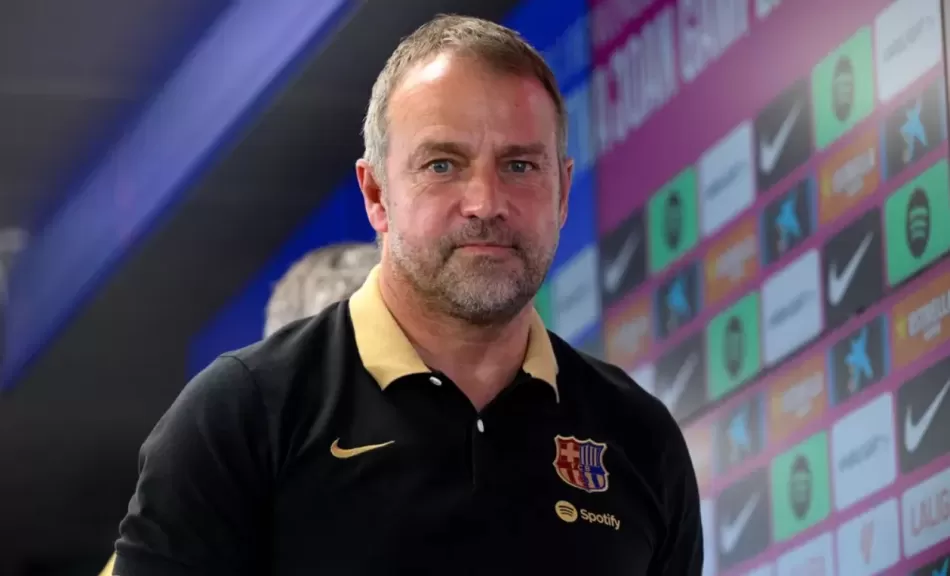 الدوري الإسباني - فليك يطلب رحيل خمسة نجوم من برشلونة في صيف 2025