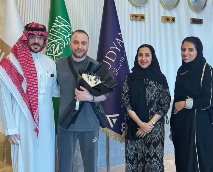حسام حبيب يصل السعودية استعدادًا لحفله الأول بموسم جدة