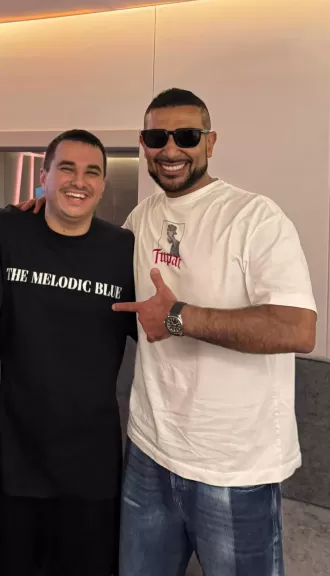 بأغنية ”أخويا” و”أتحسدنا”.. إسماعيل نصرت يتعاون مجددًا مع أحمد سعد في ألبوم ”بيستهبل”