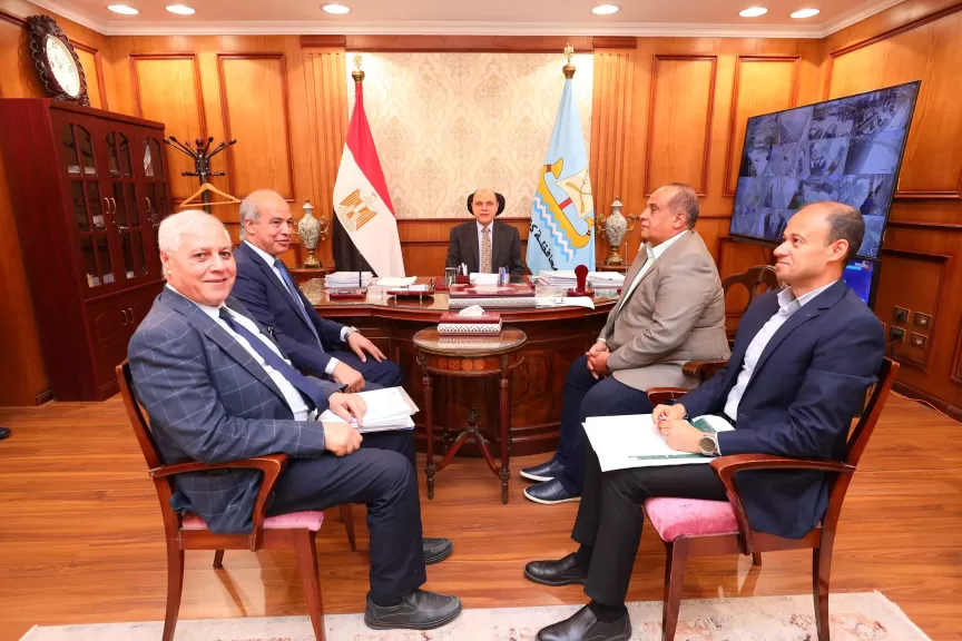 محافظ كفر الشيخ يبحث مع رئيس الشركة المصرية للصوامع إنشاء صومعة جديدة بالحامول