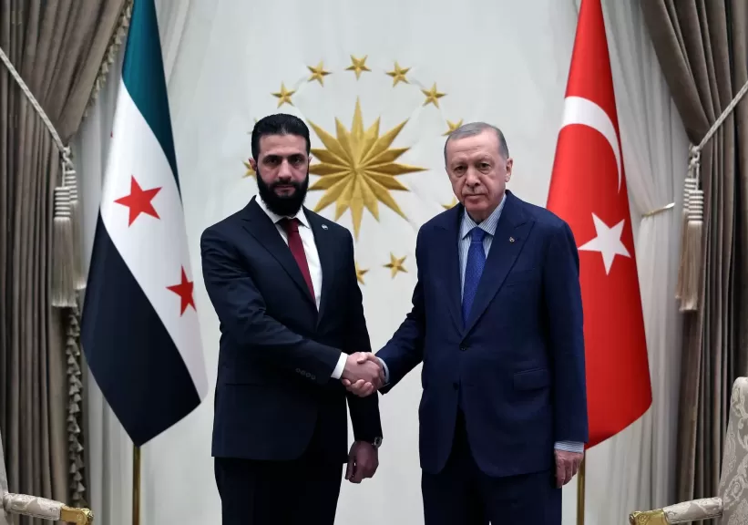 أردوغان يبحث مع الشرع تطورات الملف السوري عقب الغارات الإسرائيلية