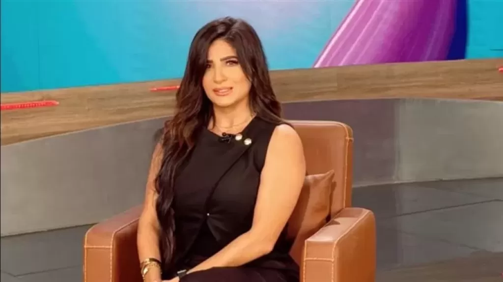 مونيكا محي الدين تعود ببرنامج بصمتك على قناة المحور