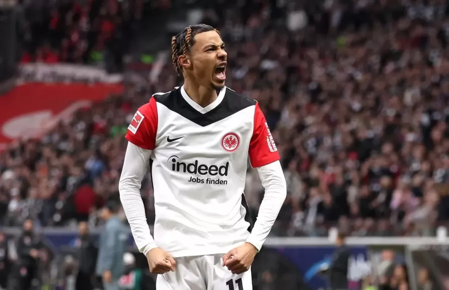 عاجل – هوجو إيكيتيكي يرفض مانشستر يونايتد ويختار ليفربول