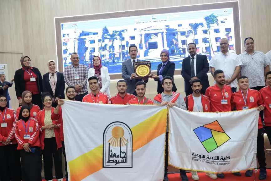 رئيس جامعة بنها:- الجامعات المصرية قادرة على صياغة مسارات جديدة للتميّز والإبتكار