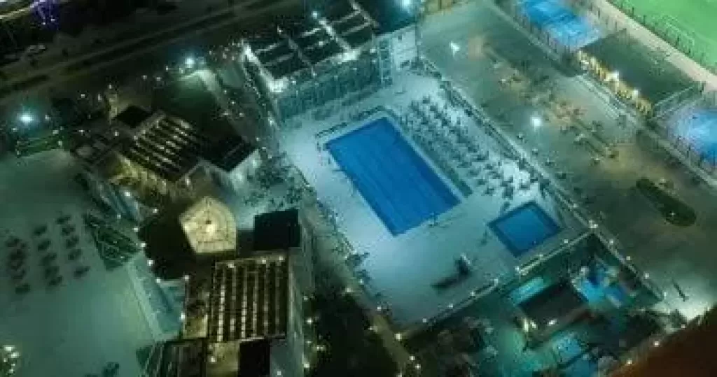 وزير الشباب والرياضة يجتمع باللجنة العليا لادارة الازمات بالوزارة للوقوف علي  إجراءات الامن والسلامه للمنشات الشبابية والرياضية