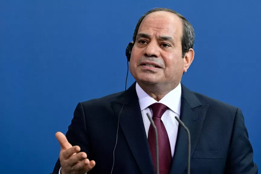 الرئيس السيسي يوجّه بالالتزام بالجداول الزمنية للانتهاء من تنفيذ جميع المشروعات القومية
