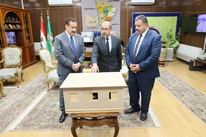 ”فصل ذكي بأيادي فنية”.. محافظ المنوفية يتبنى نموذجًا مبتكرًا لمواجهة الكثافات برياض الأطفال