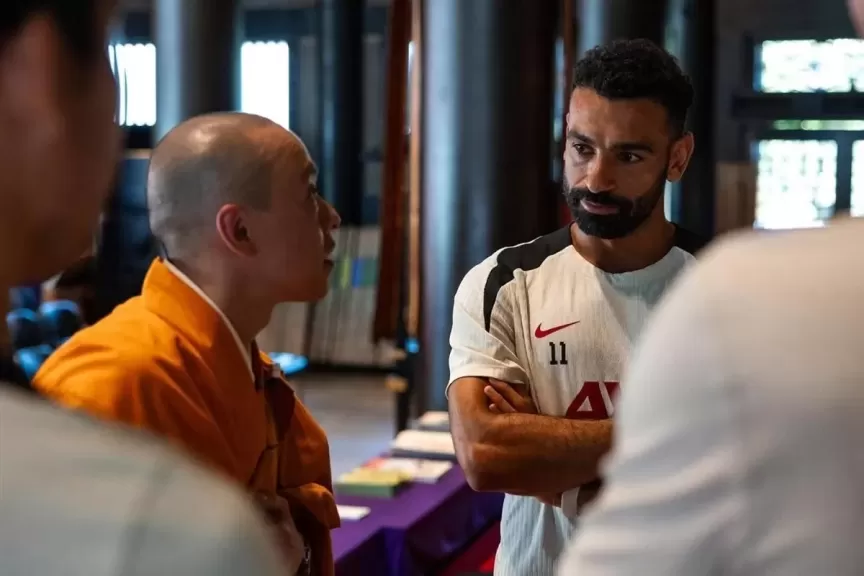 بعد تواجد محمد صلاح في معبد بوذي باليابان.. اعرف السر