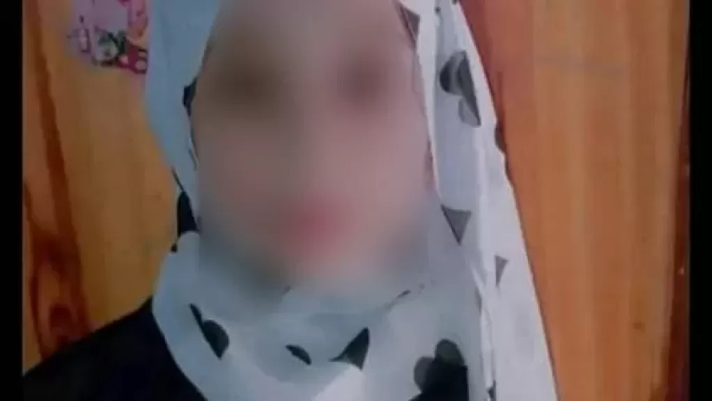 كاميرات منزلها فضحتها.. حبس سيدة بتهمة قتل تلميذة لسرقة حلقين وإخفاء جثتها داخل الدولاب في قنا (تفاصيل)