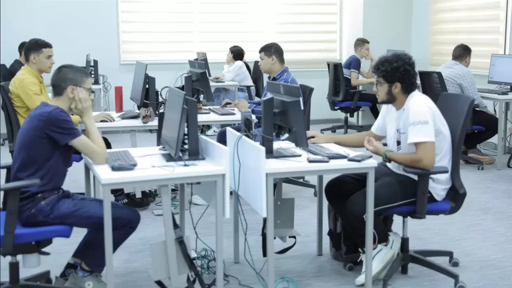 «دراسة التخصصات المتاحة وسوق العمل المرتبط بها».. «تربوي» يقدم ”روشتة” لطلاب الثانوية العامة لاختيار الكلية المناسبة