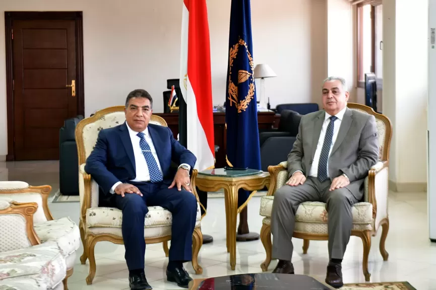 محافظ الدقهلية يهنئ مدير الأمن الجديد عقب توليه منصبه متمنيًا له التوفيق والسداد