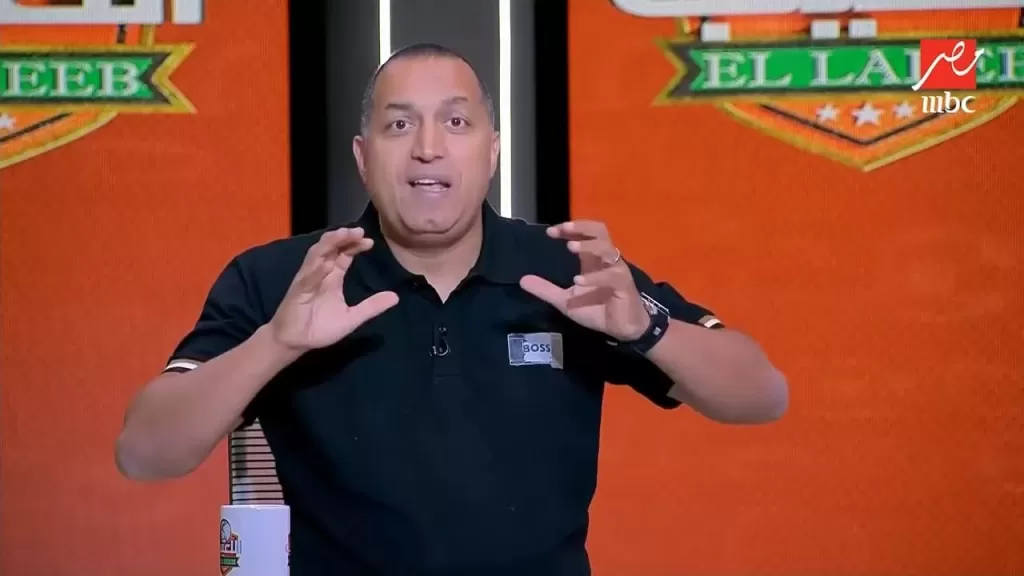 إيهاب الخطيب يحسم الجدل: لاعبو الأهلي بعقدين.. واحد لاتحاد الكرة وآخر للإعلانات!