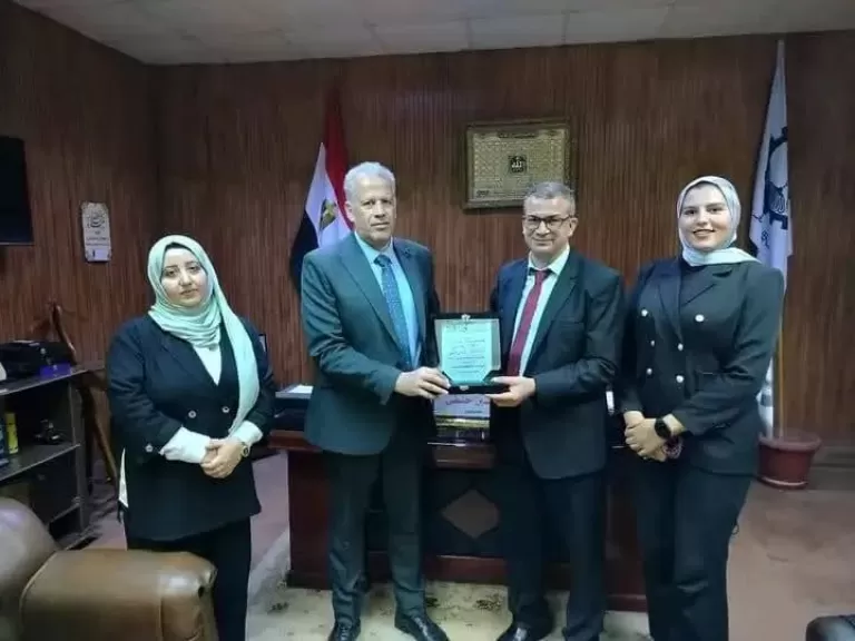 ”كن أنت الخيار الأول”.. ندوة لشباب الغربية تفتح آفاق التميز المهني