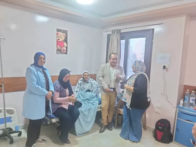 وكيل تضامن الدقهلية: تقديم الدعم الكامل للرائدة الإجتماعية التي تعرضت لحادث