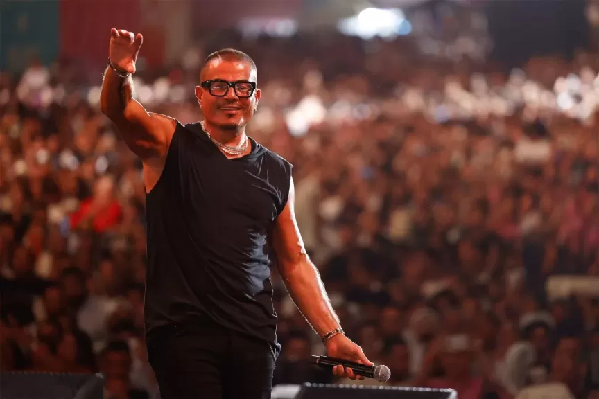 عمرو دياب يحقق أعلى حضور جماهيري   بحفل أسطوري في مهرجان العلمين
