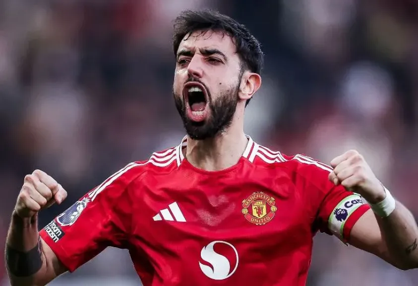 برونو فيرنانديز يرفض إغراءات السعودية ويتمسك بالبقاء في مانشستر يونايتد