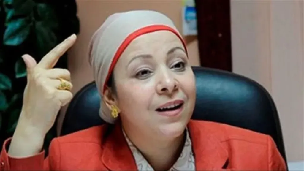 الأستاذة نهاد أبو القمصان