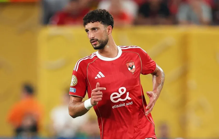 آدم وطني يحسم الجدل حول مستقبل وسام أبو علي: ”لا أزمة في القيد واللاعب مستمر مع كولومبوس”