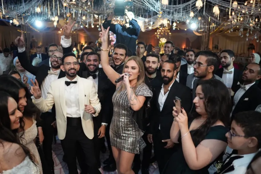 بالصور..نيكول سابا تتألق في إحدى الحفلات الخاصة.. وتطلق ”خد هنا” غدا