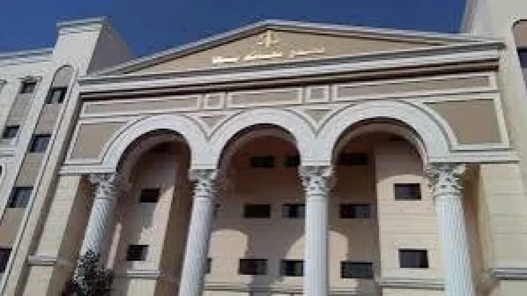 جريمة فوق السطح.. الإعدام لربة منزل أنهت حياة شقيق زوجها ببنها