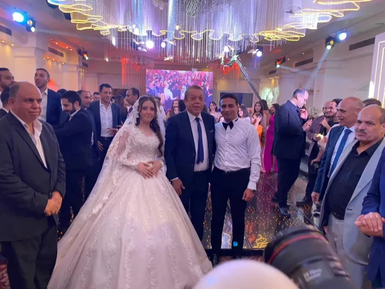 «شرشر» يهنئ روجينا فتح الله محررة جريدة النهار بزفافها على المستشار عماد عادل سمير
