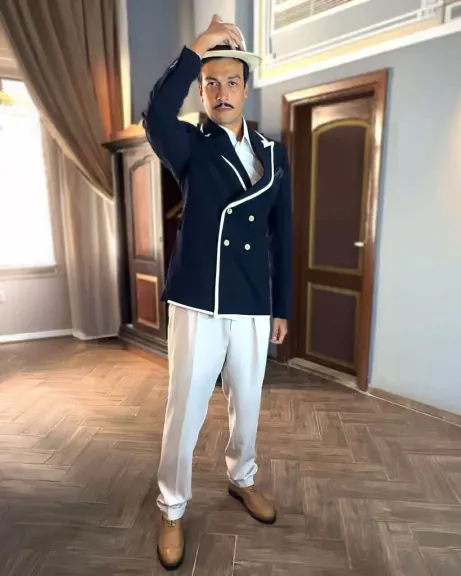 أحمد عبد الوهاب يظهر بلوك مختلف بفيلم درويش.. (تفاصيل)