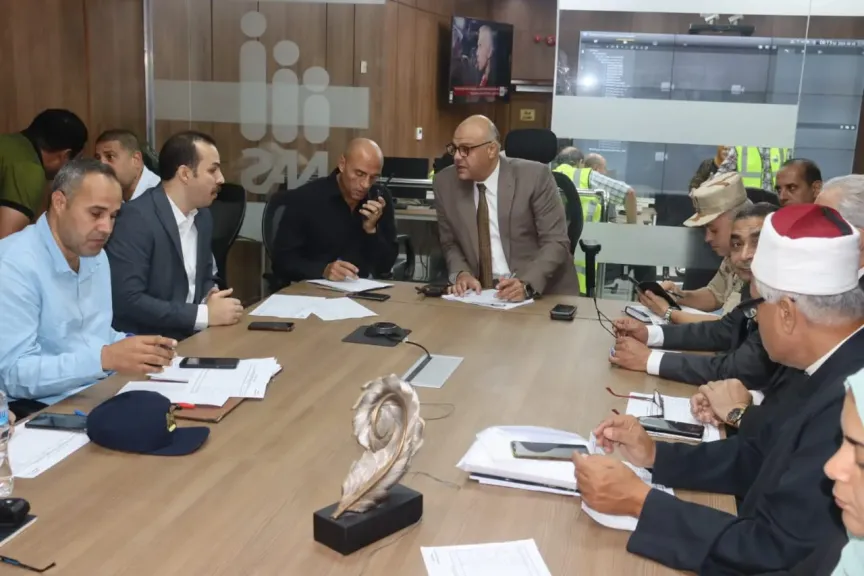 محافظ القليوبية يترأس غرفة عمليات اليوم الثاني لانتخابات مجلس الشيوخ