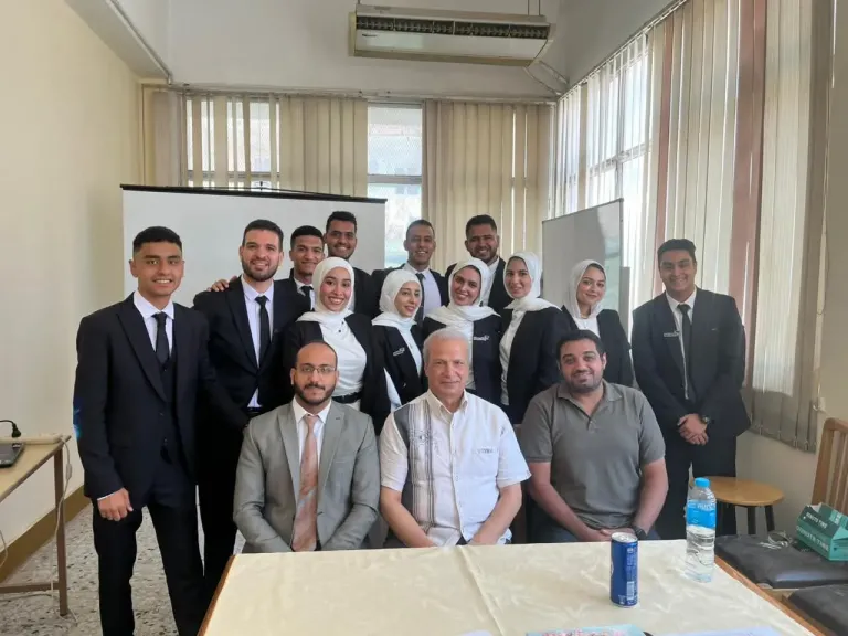 إنجاز مصري بأيادٍ طلابية.. فريق”ريهايدرو” بهندسة المطرية ينتج الهيدروجين الأخضر النقي بمكونات محلية 100%