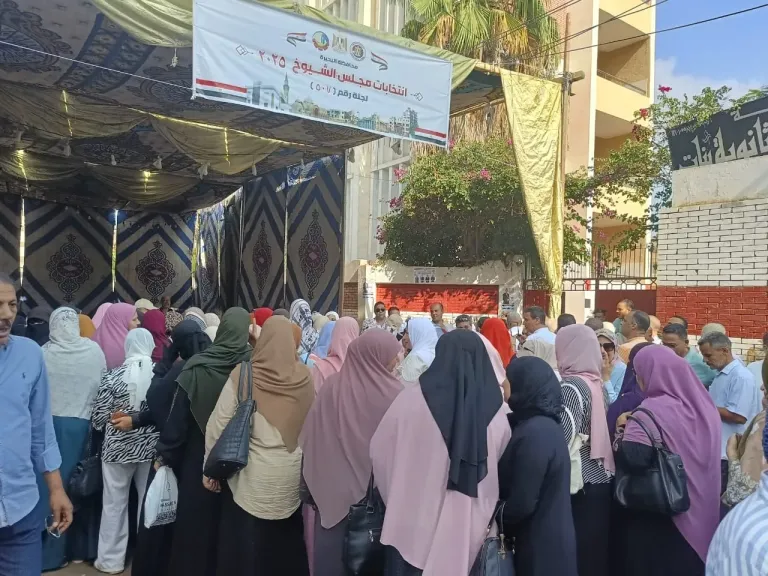 إقبال ملحوظ على لجان الاقتراع بالبحيرة في ثاني أيام انتخابات مجلس الشيوخ