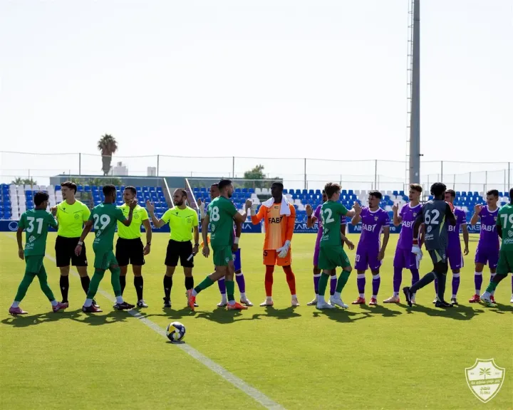 انتهاء مباراة العين الإماراتي وأهلي جدة وديا بالتعادل