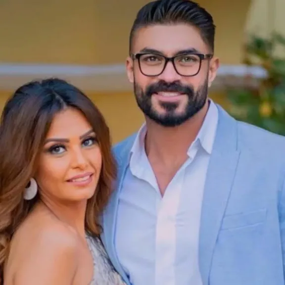 خالد سليم لزوجته في عيد ميلادها: شريكة حياتي وصاحبتي وأم بناتي