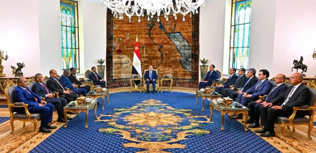 دلالات زيارة رئيس مجلس الوزراء الانتقالي بجمهورية السودان للقاهرة