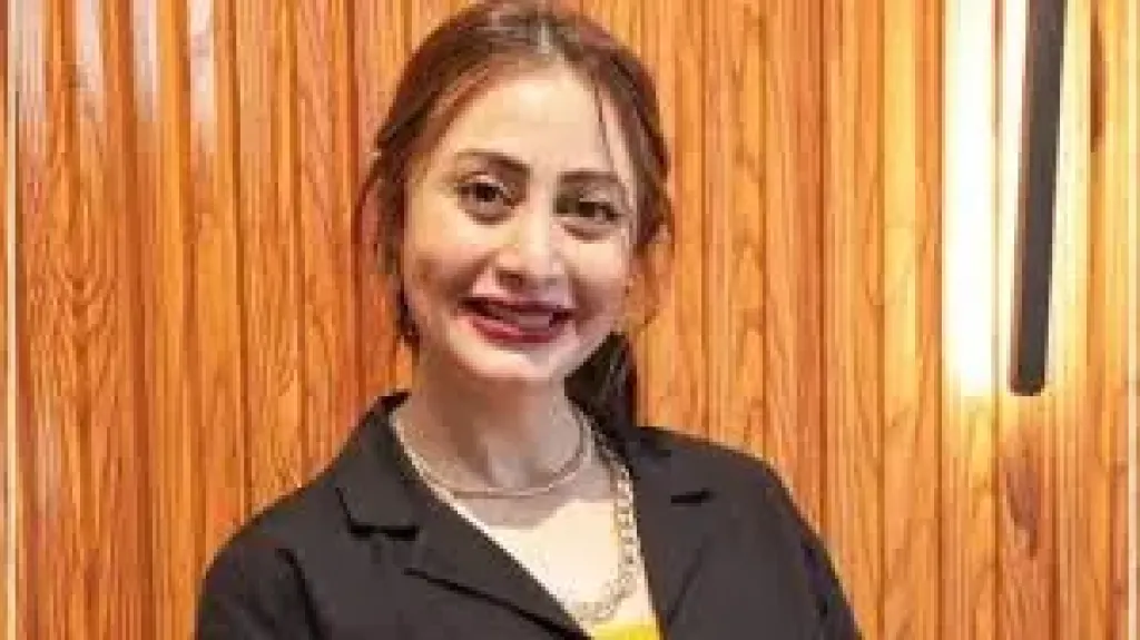 منة تيسير ترد على أنباء استبعادها من مهرجان نقابة المهن التمثيلية